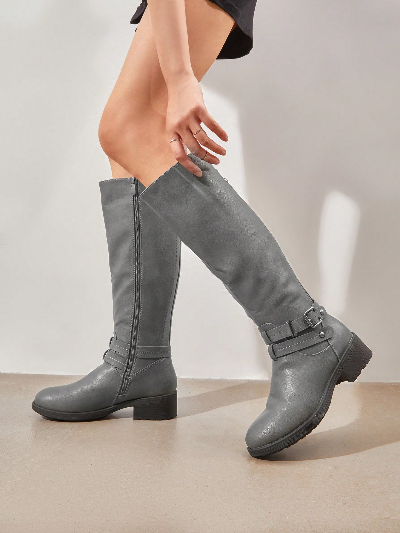 In Grey Women Fashion Boots