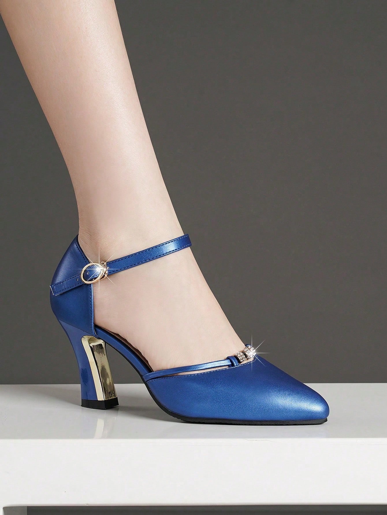 In Royal Blue Women Pumps