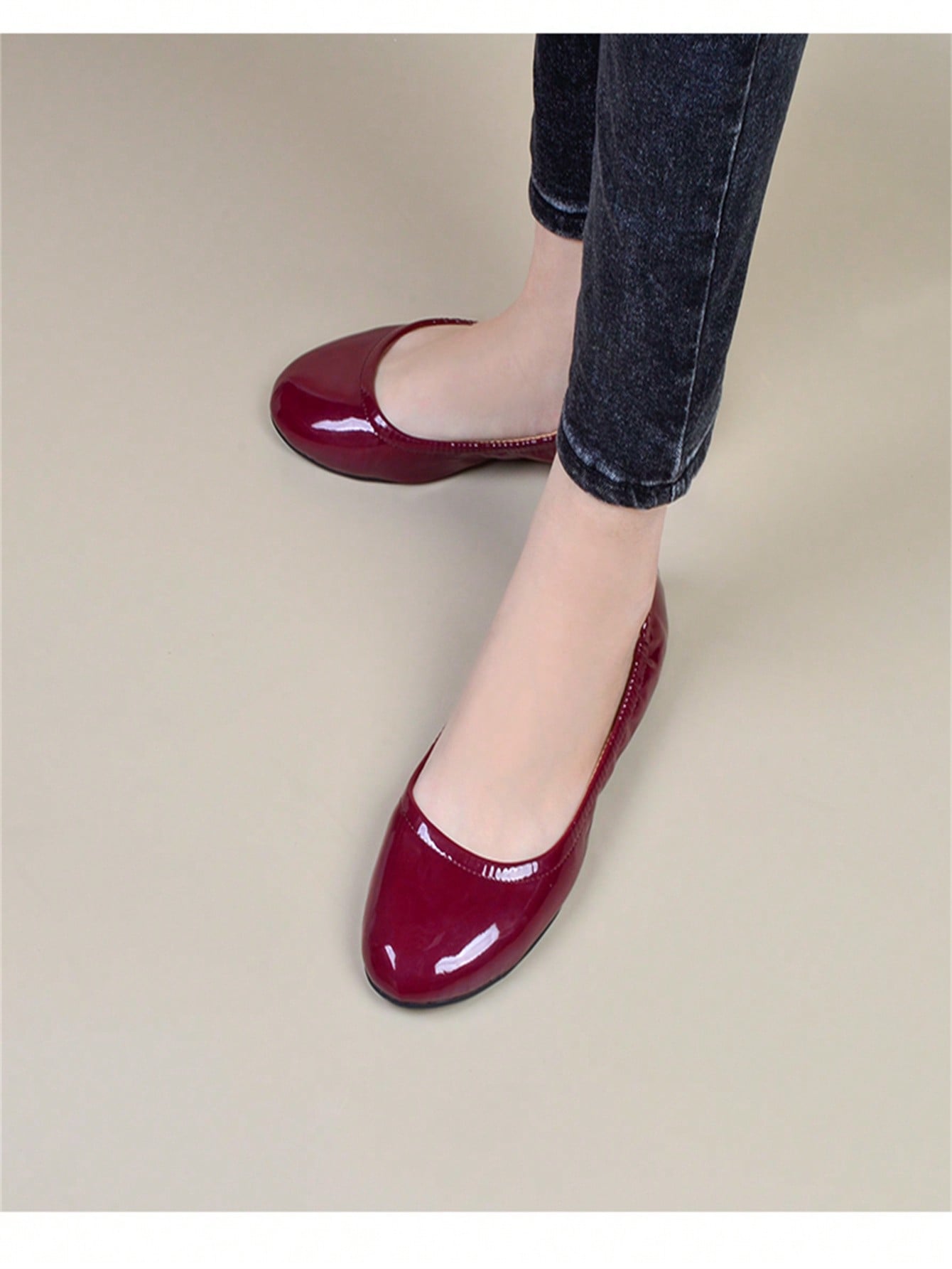 In Burgundy Women Flats