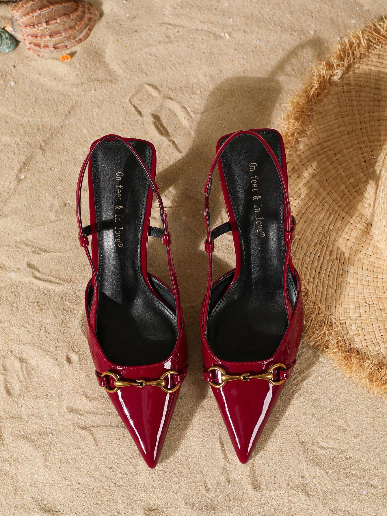 In Burgundy Women Pumps