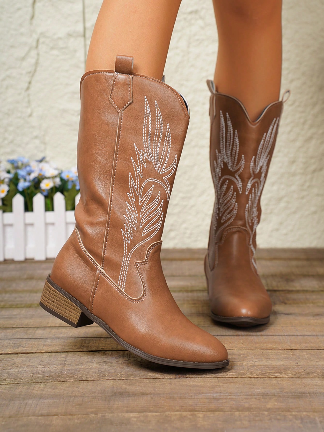 In Camel Women Fashion Boots