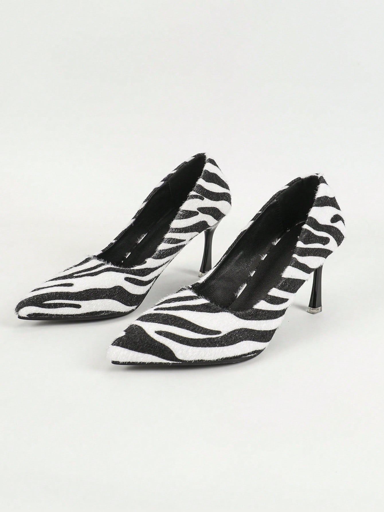 In Black and White Women Pumps