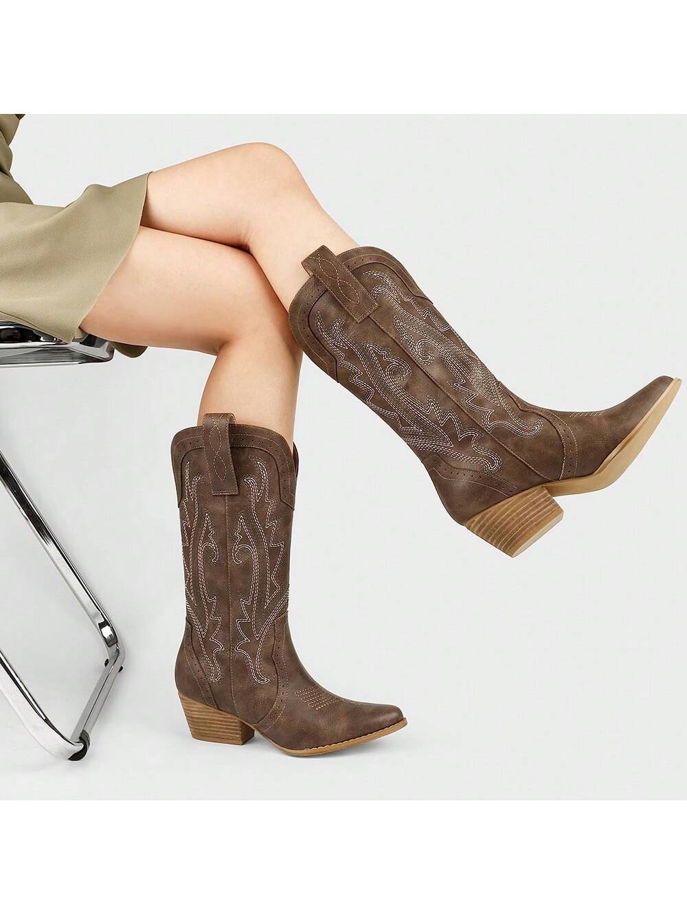 In Brown Women Mid-Calf Boots