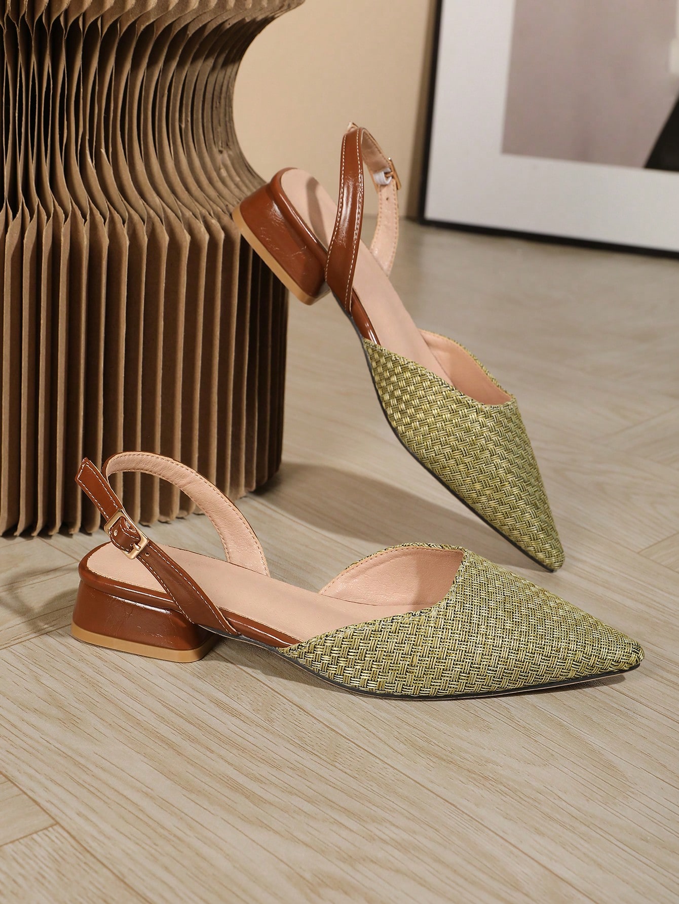 In Green Women Pumps