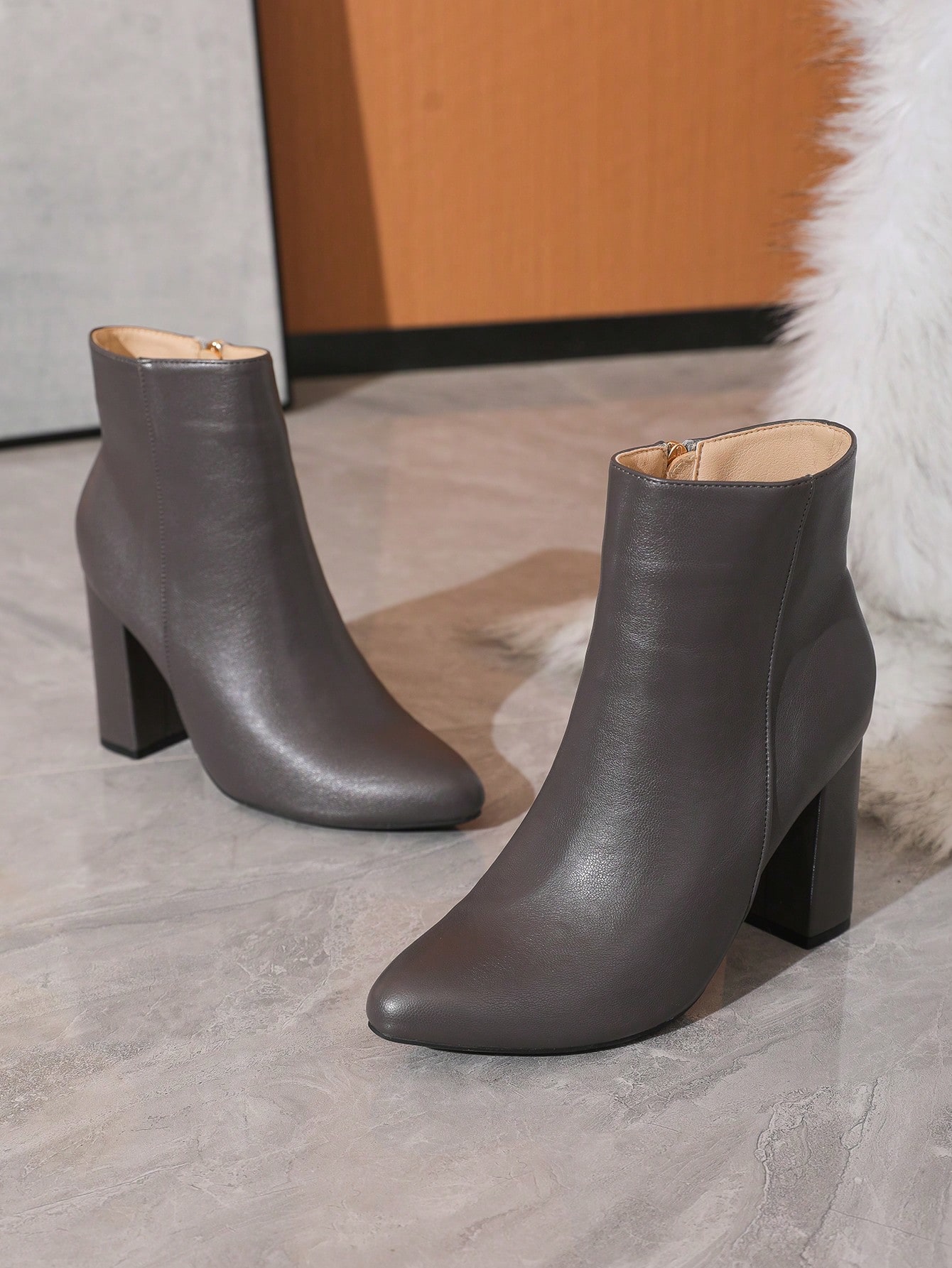 In Grey Women Ankle Boots & Booties