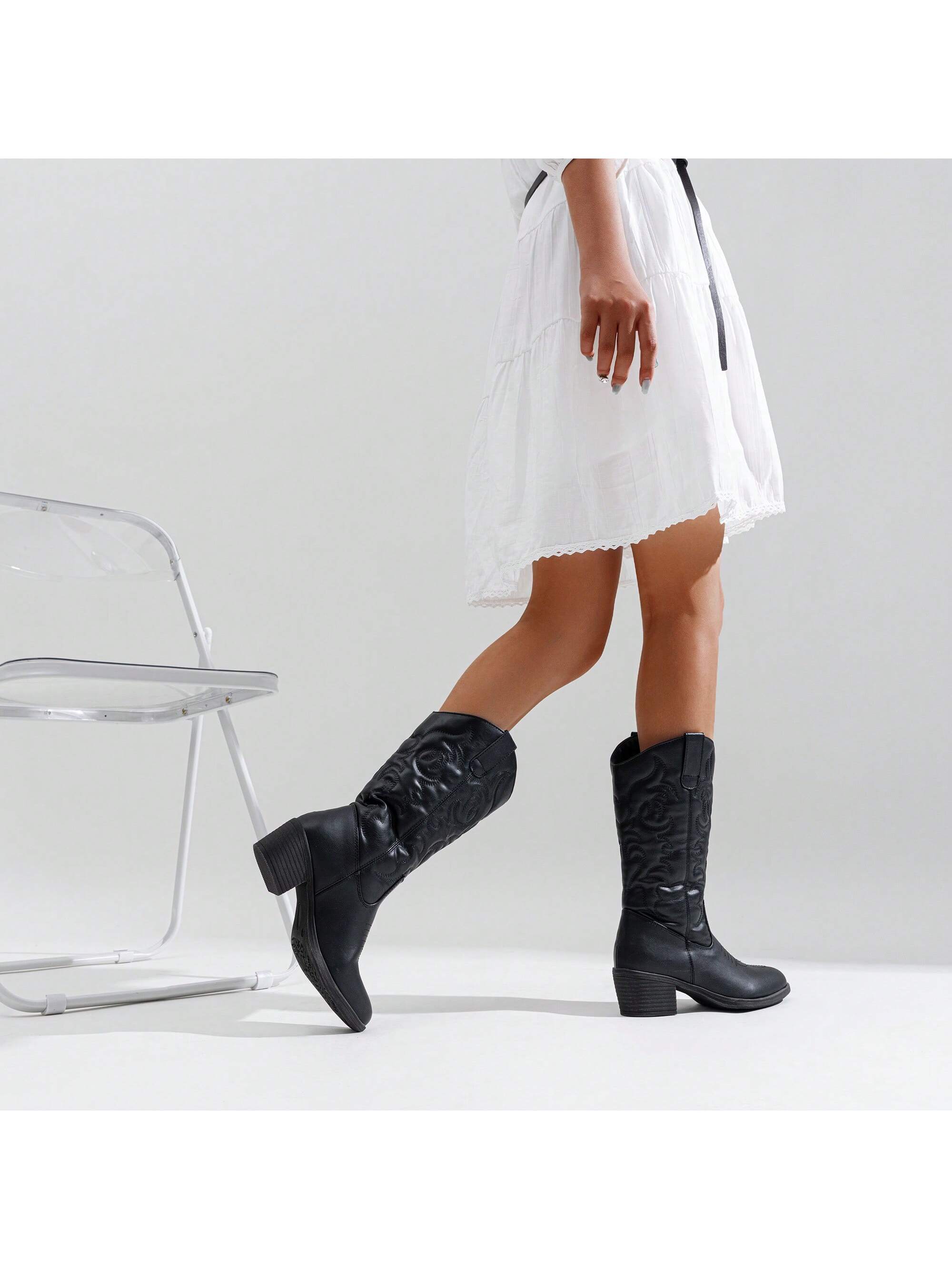 In Black Women Mid-Calf Boots