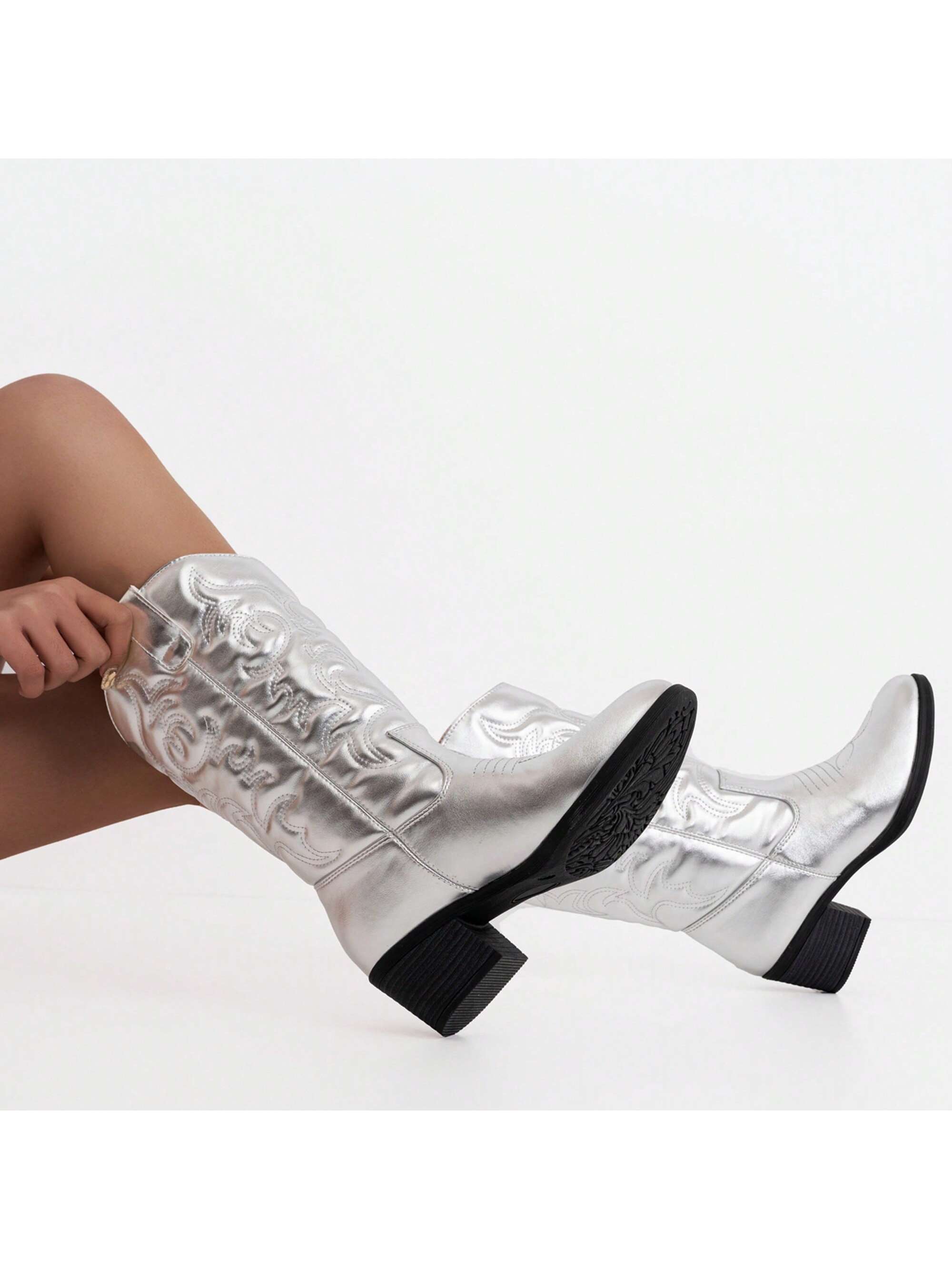 In Silver Women Fashion Boots